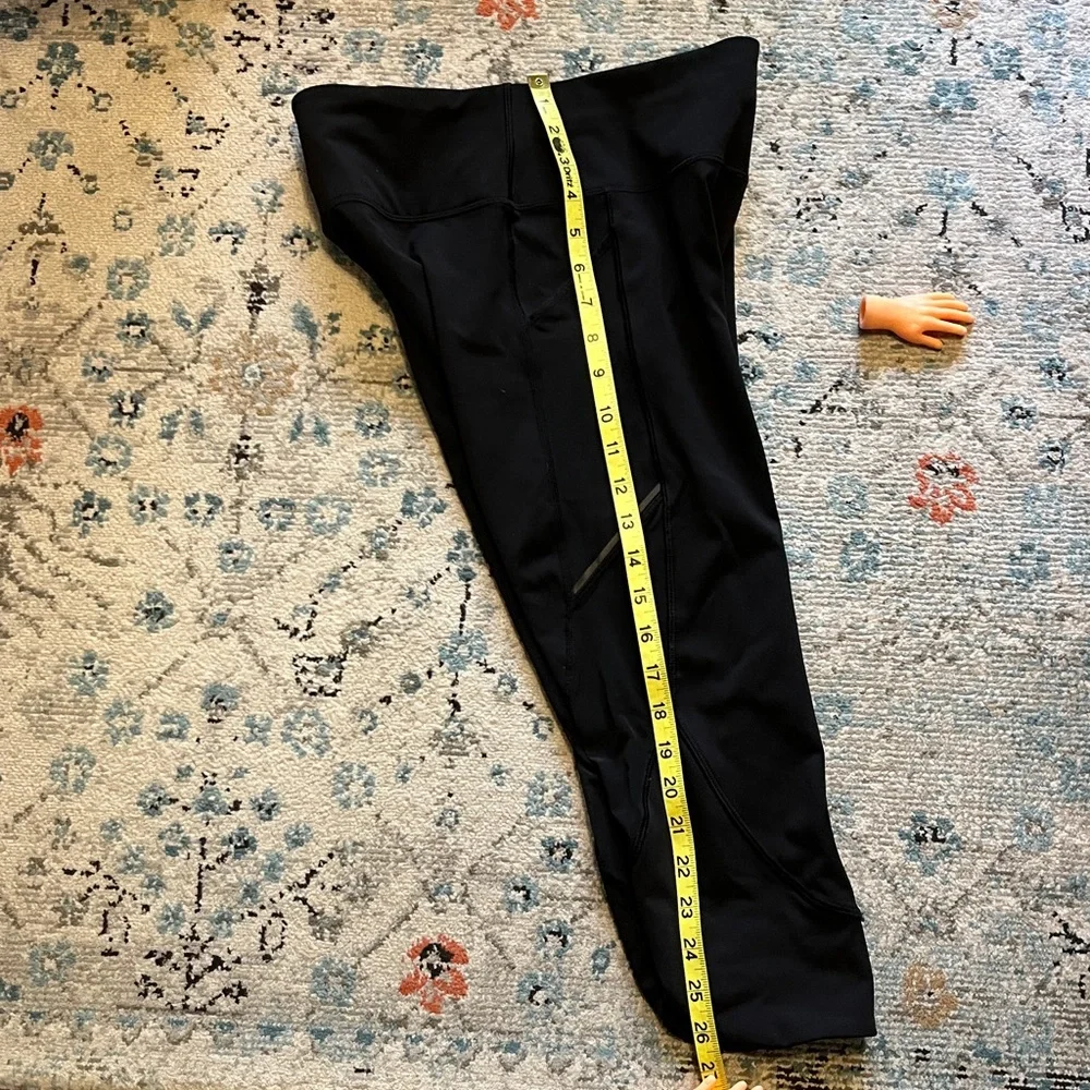 Lululemon Home Stretch Black Mesh Panel Cropped Leggings Size 6 - Picture 9 of 16